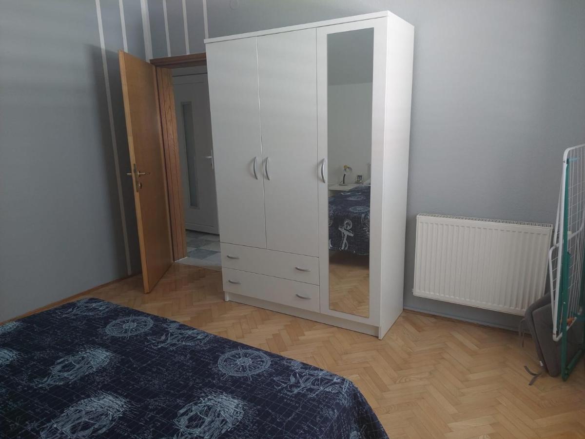Apartments "Jope I Toni" Biograd Na Moru Luaran gambar